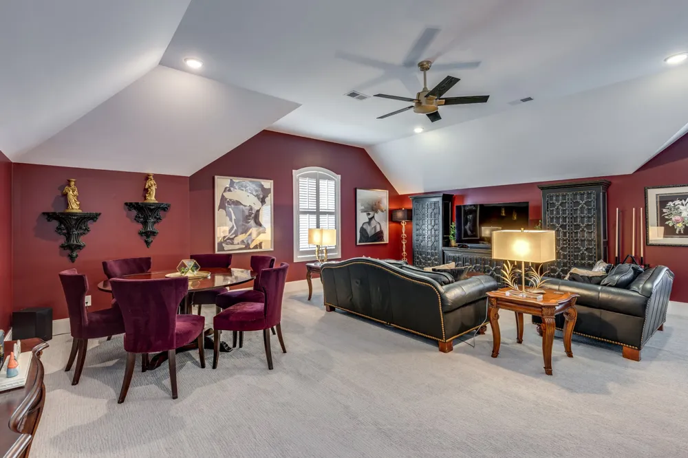 1012 Keeneland Dr Gallatin, TN 37066