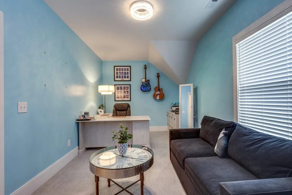 1012 Keeneland Dr Gallatin, TN 37066