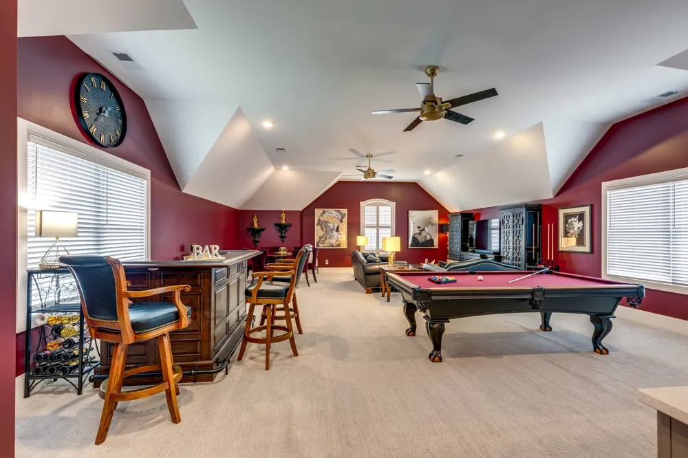1012 Keeneland Dr Gallatin, TN 37066
