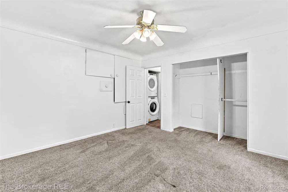 1049 E Hill Road Grand Blanc Charter Township, MI 48439