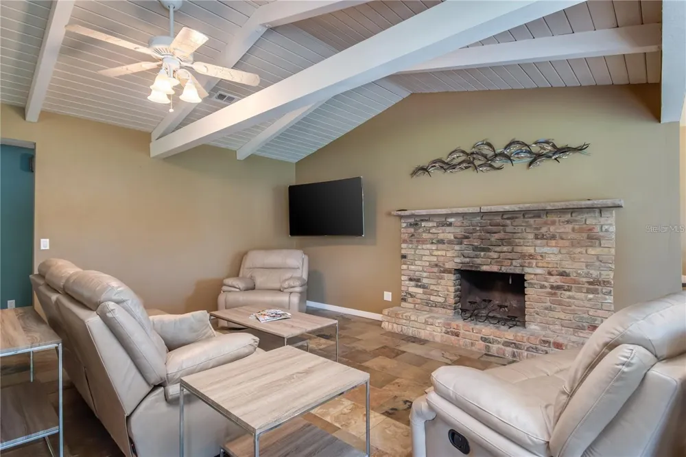 3 SE OCALE WAY Summerfield, FL 34491