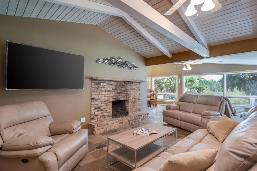 3 SE OCALE WAY Summerfield, FL 34491
