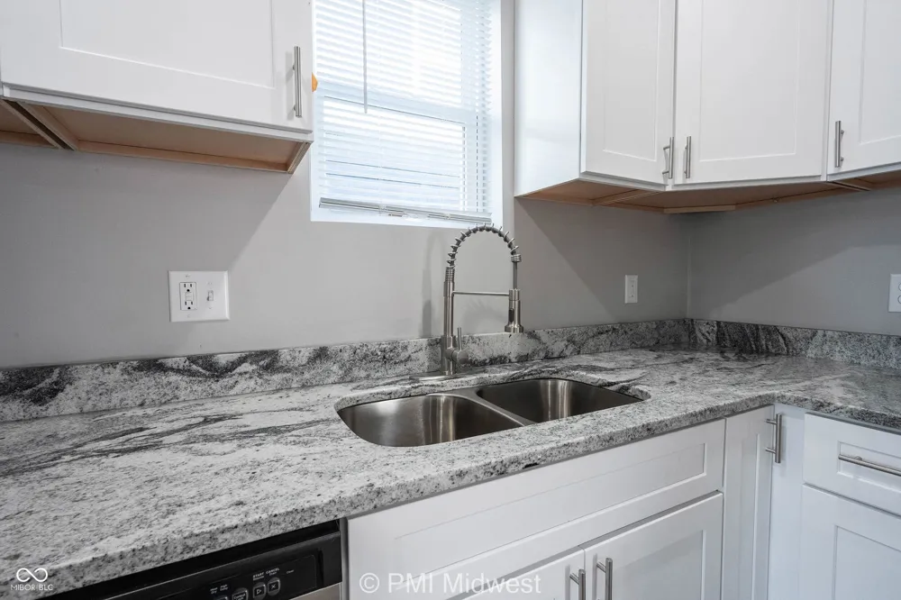 1236 W 18th Street #A Indianapolis, IN 46202