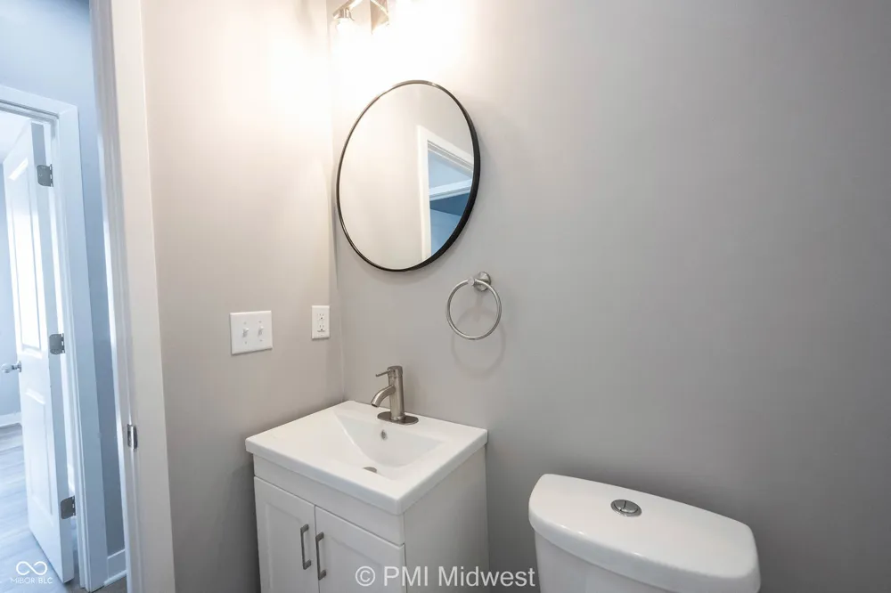 1236 W 18th Street #A Indianapolis, IN 46202