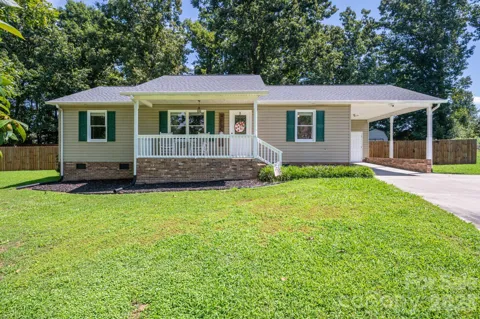 145 Eagles Nest Way