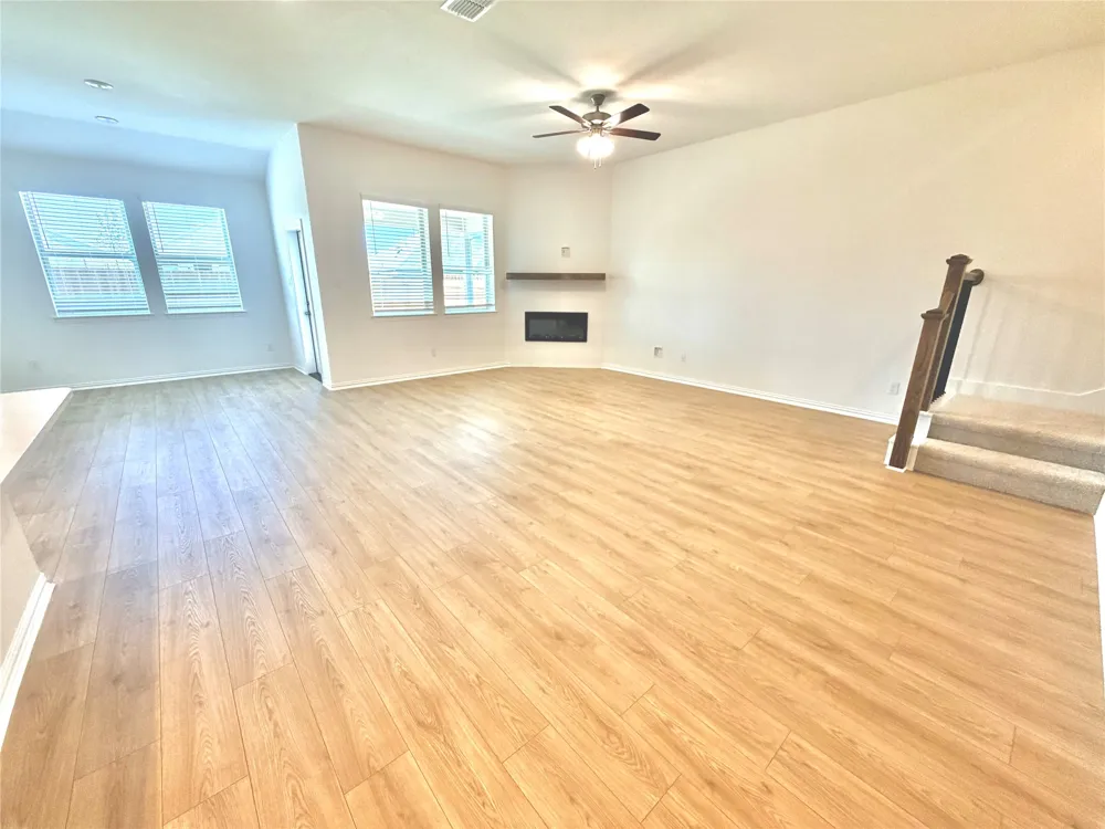 1609 Gulin Royse City, TX 75189
