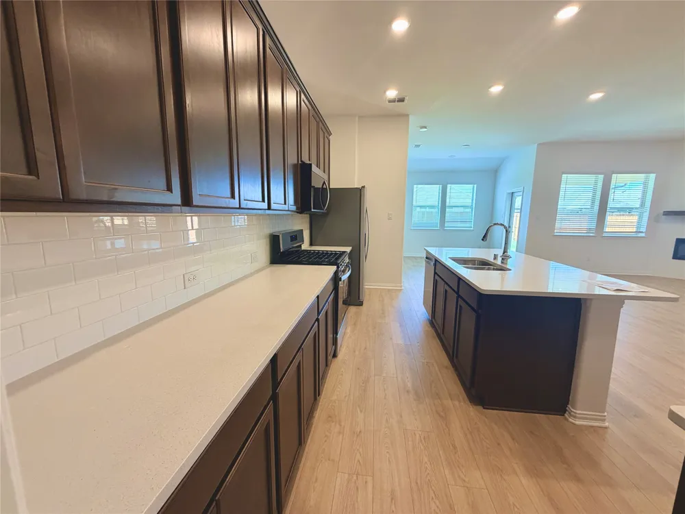1609 Gulin Royse City, TX 75189