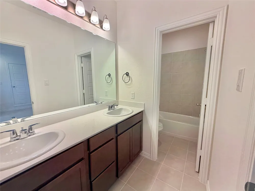 1609 Gulin Royse City, TX 75189