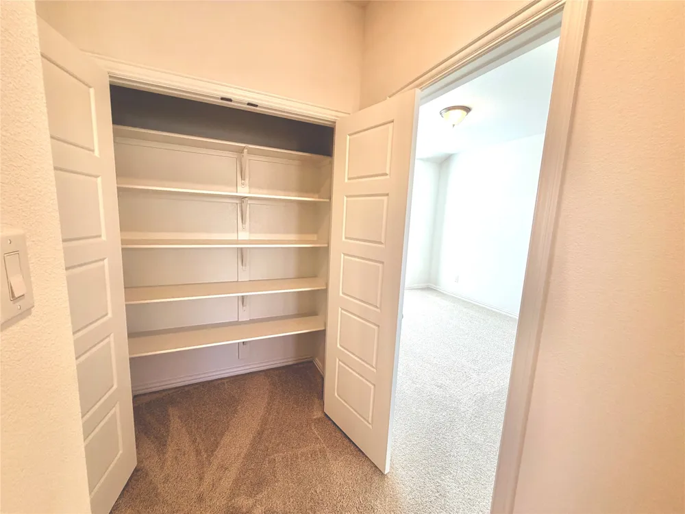 1609 Gulin Royse City, TX 75189