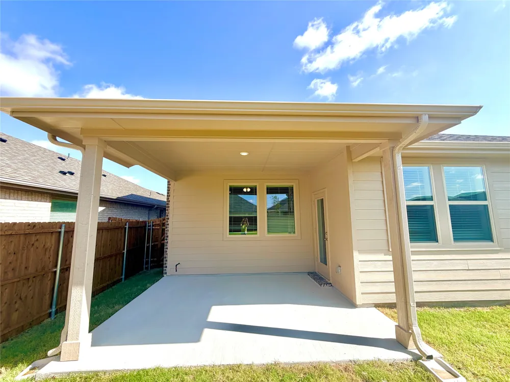 1609 Gulin Royse City, TX 75189