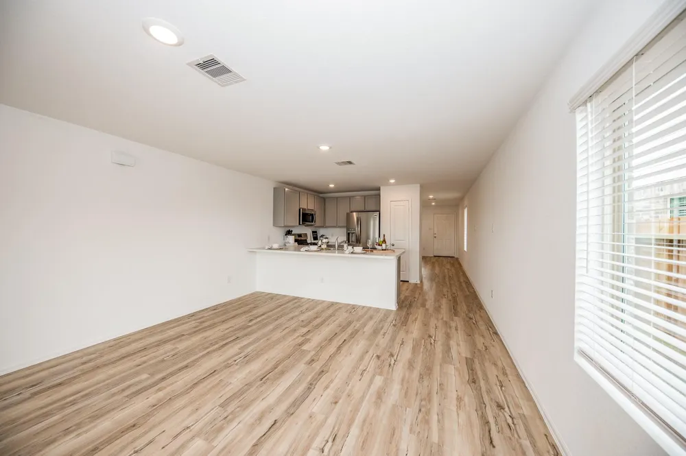 140 Austin Street Angleton, TX 77515