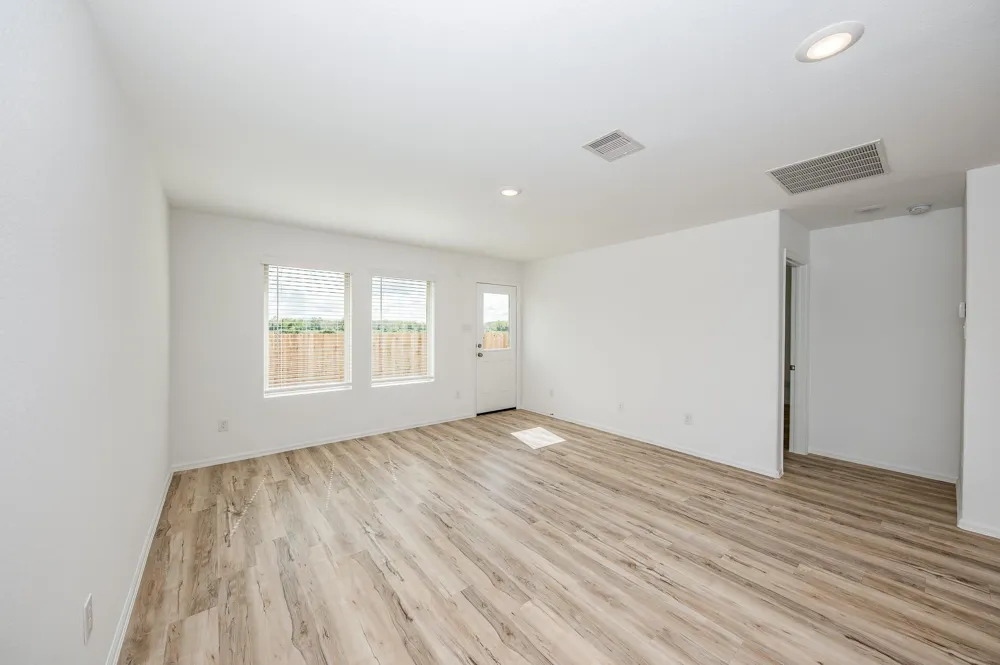 140 Austin Street Angleton, TX 77515