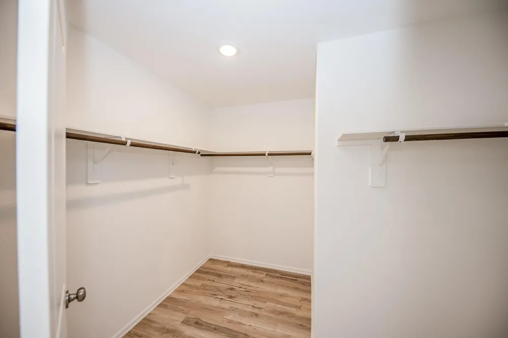 140 Austin Street Angleton, TX 77515