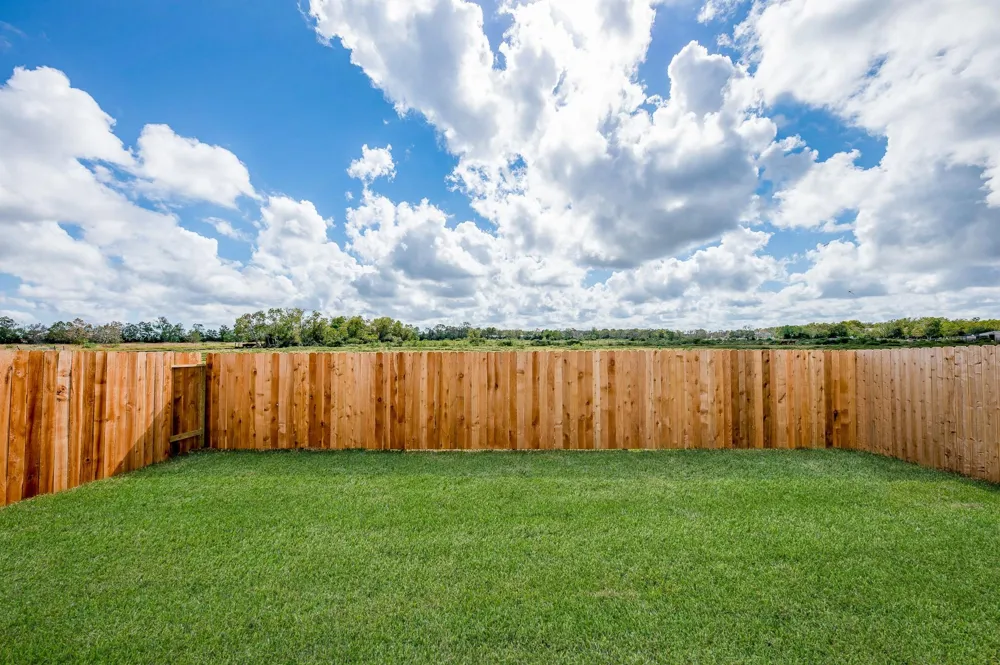 140 Austin Street Angleton, TX 77515