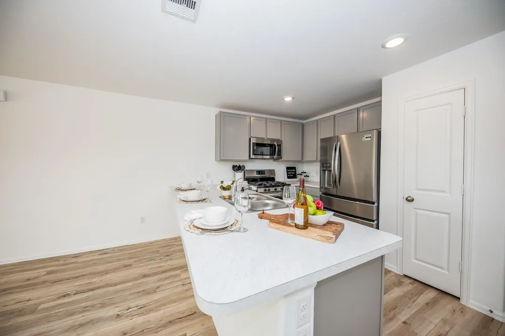 140 Austin Street Angleton, TX 77515