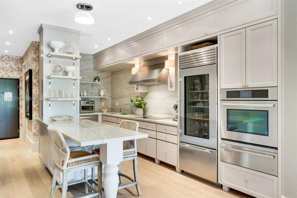 2901 S Bayshore Drive #1B Miami, FL 33133