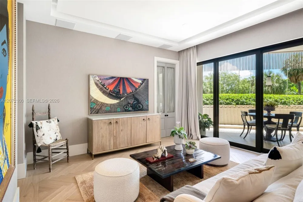 2901 S Bayshore Drive #1B Miami, FL 33133