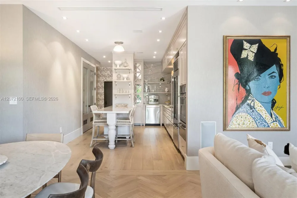 2901 S Bayshore Drive #1B Miami, FL 33133