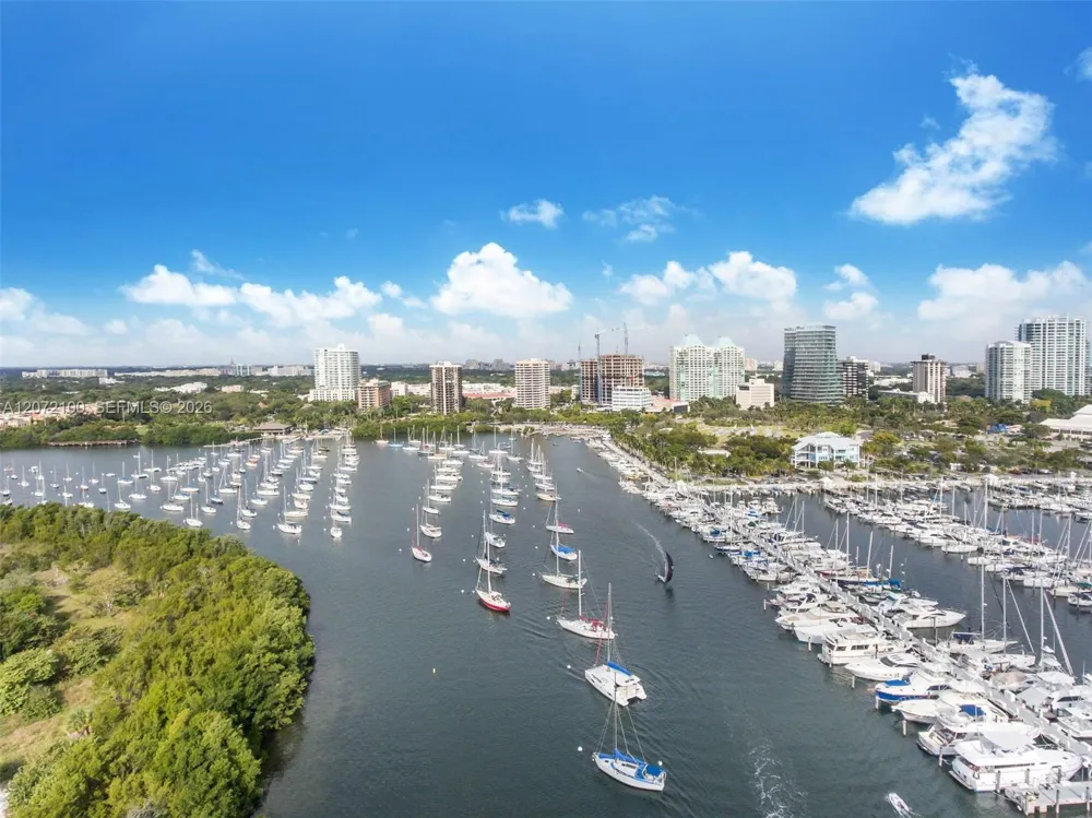 2901 S Bayshore Drive #1B Miami, FL 33133