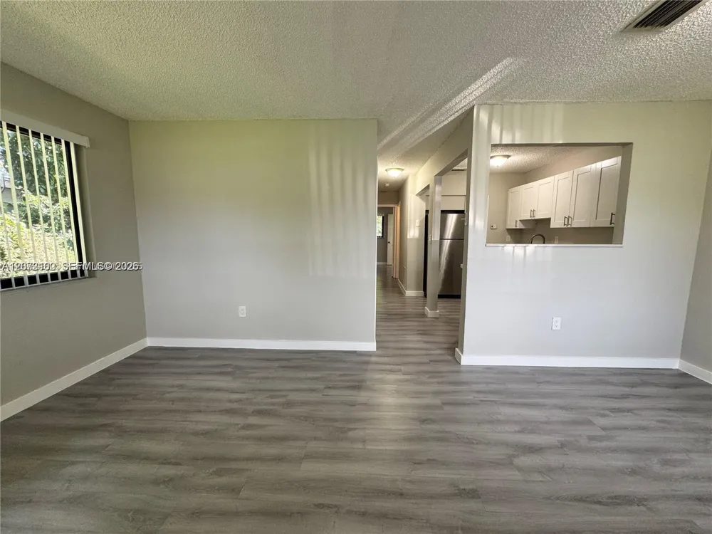 2237 Taylor St #3B Hollywood, FL 33020