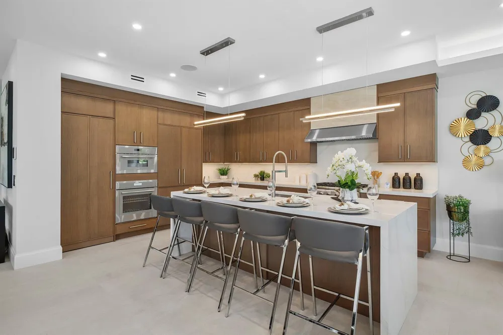 731 SE 4TH AVENUE Delray Beach, FL 33483