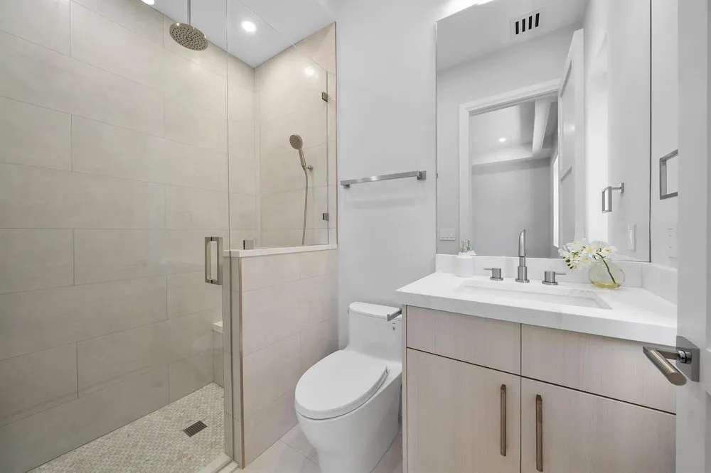 731 SE 4TH AVENUE Delray Beach, FL 33483