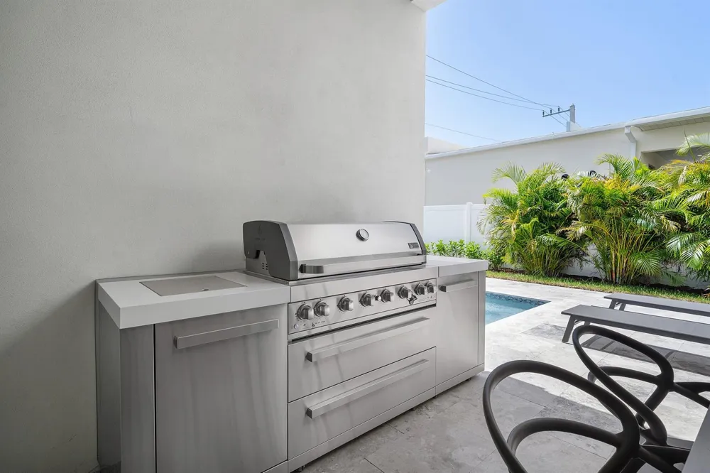 731 SE 4TH AVENUE Delray Beach, FL 33483