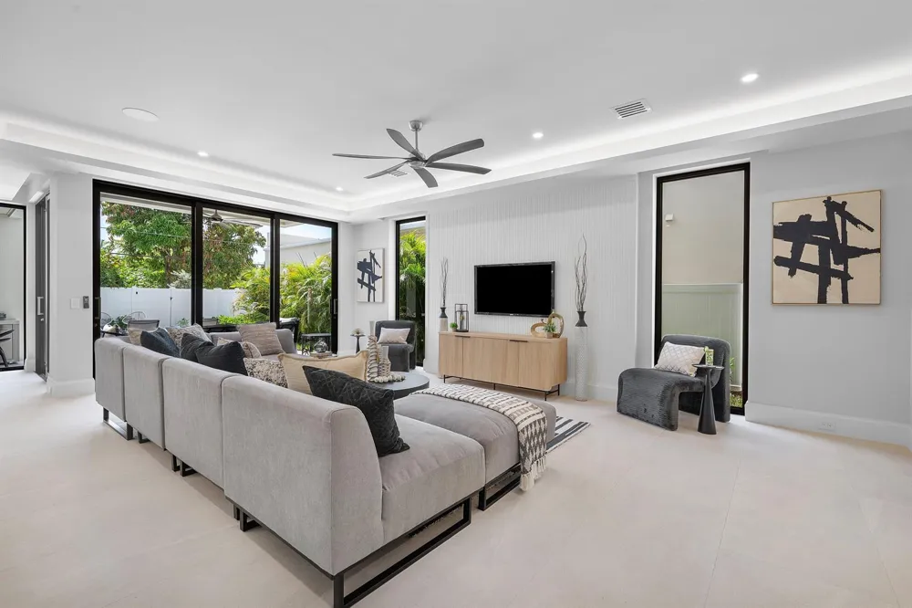 731 SE 4TH AVENUE Delray Beach, FL 33483