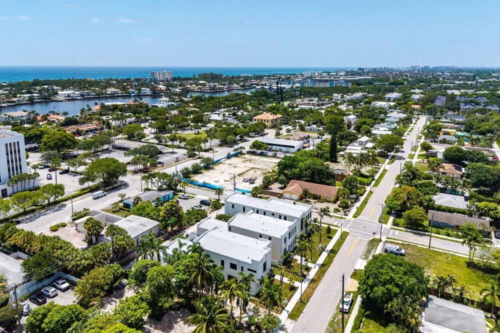 731 SE 4TH AVENUE Delray Beach, FL 33483