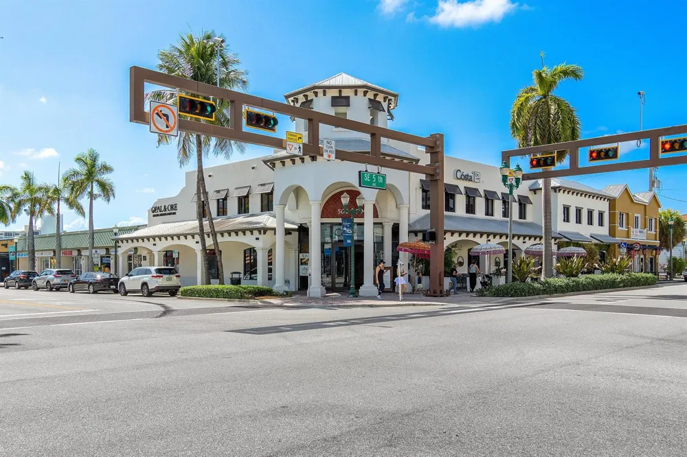 731 SE 4TH AVENUE Delray Beach, FL 33483