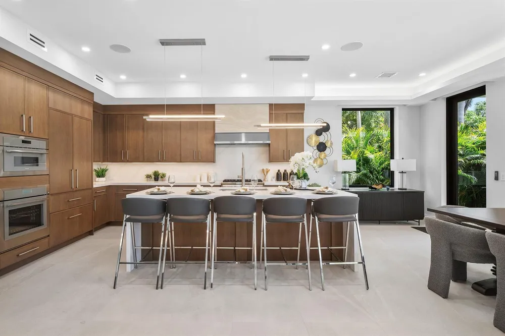 731 SE 4TH AVENUE Delray Beach, FL 33483