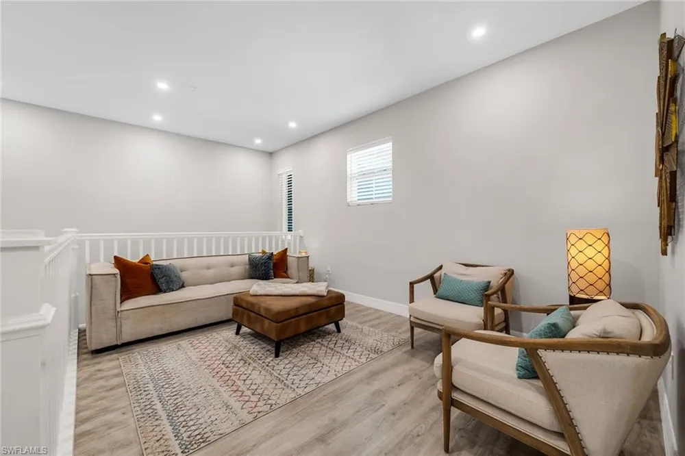 233 Indies Drive E #201 Naples, FL 34114