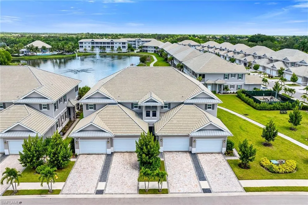 233 Indies Drive E #201 Naples, FL 34114