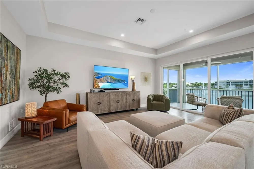 233 Indies Drive E #201 Naples, FL 34114