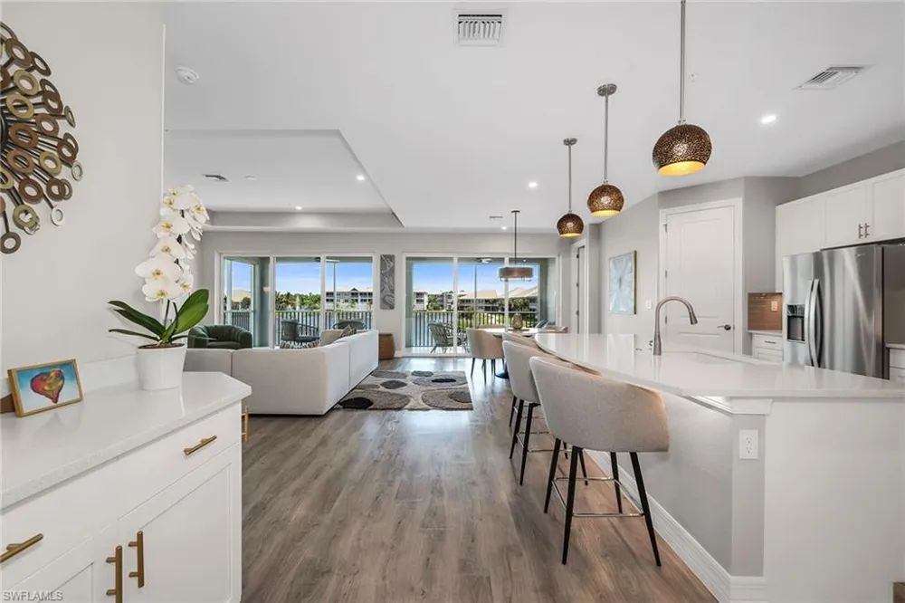 233 Indies Drive E #201 Naples, FL 34114