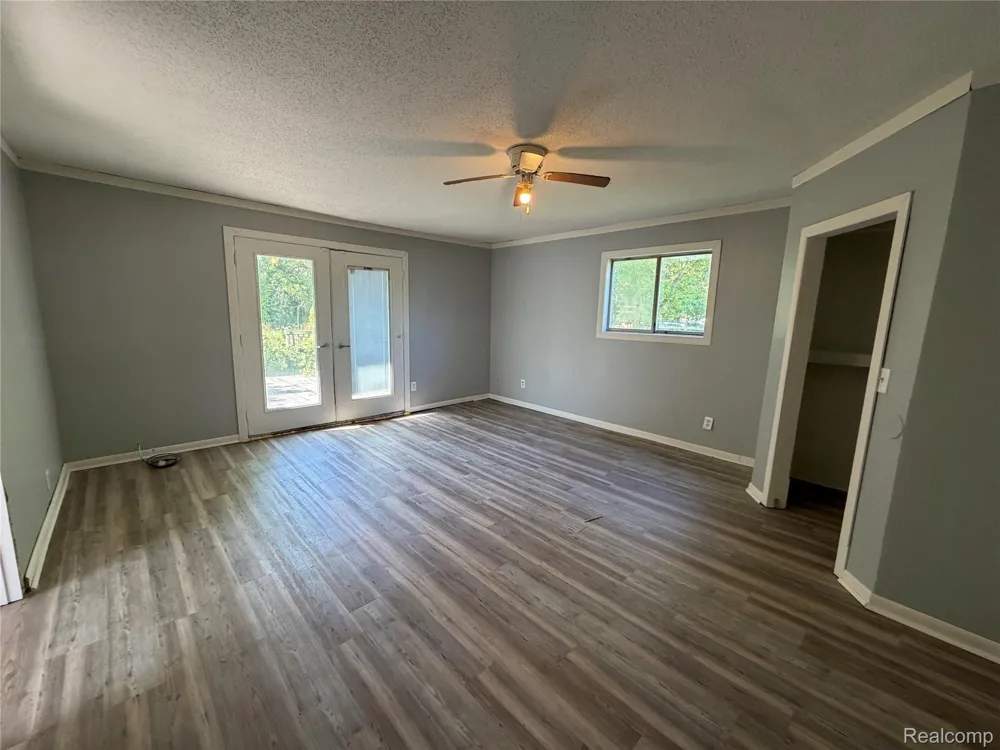 3320 Leith Street Flint City, MI 48506