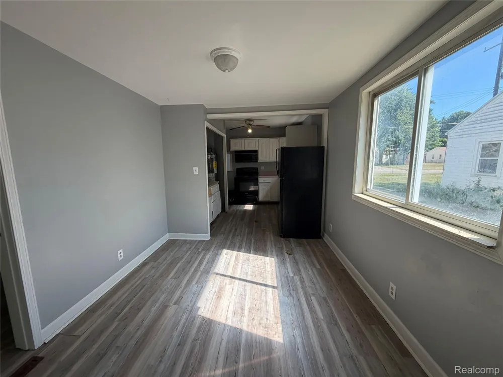 3320 Leith Street Flint City, MI 48506