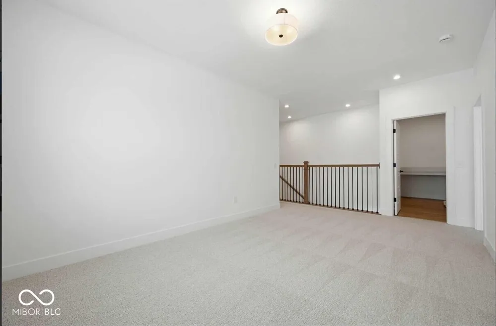 701 Robinson Farm Way Westfield, IN 46074