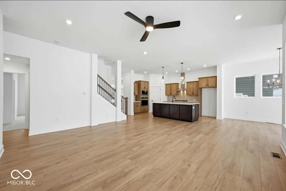 701 Robinson Farm Way Westfield, IN 46074