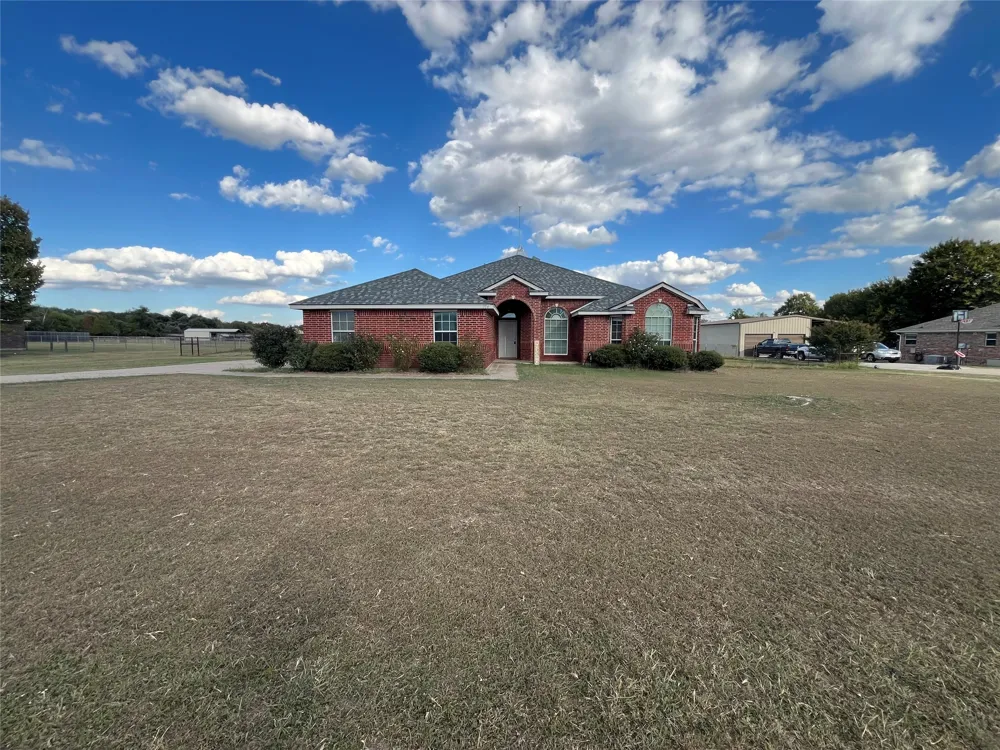 104 Cinnamon Court Weatherford, TX 76088