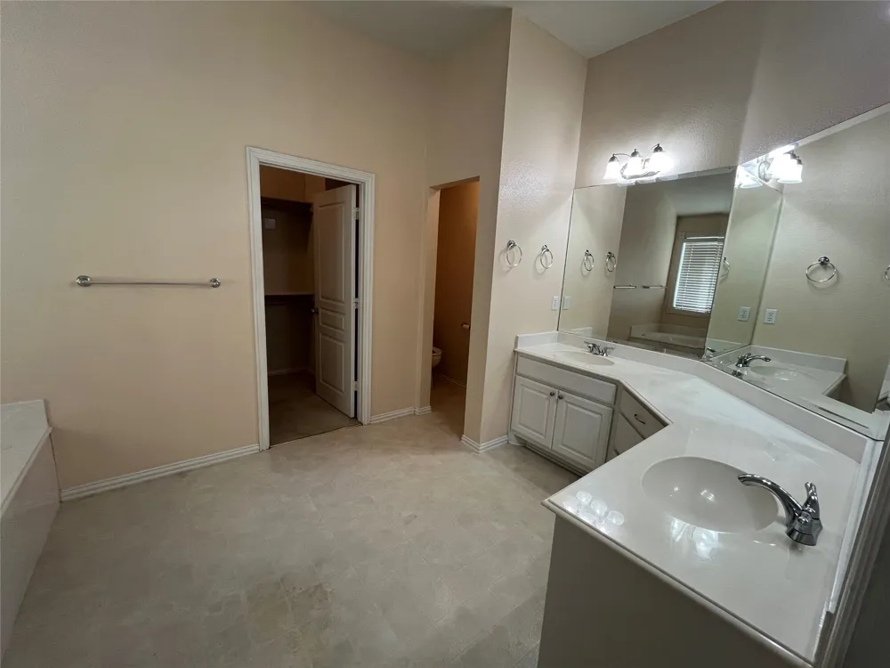 104 Cinnamon Court Weatherford, TX 76088
