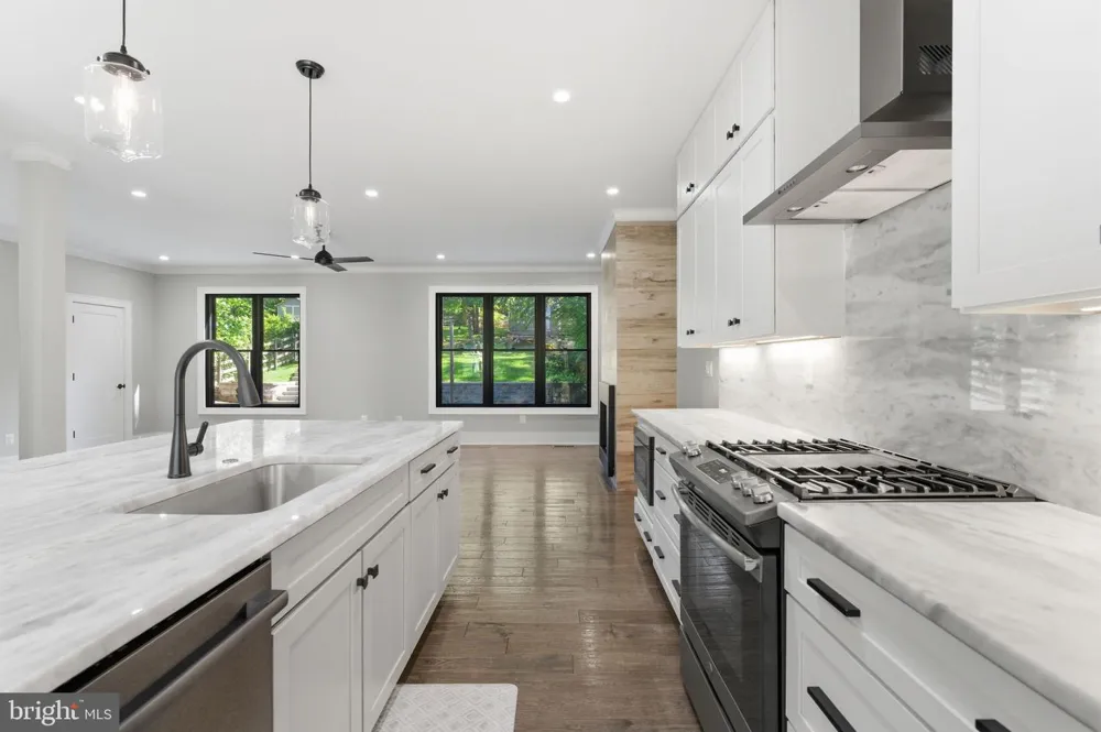 611 MISSISSIPPI AVENUE Silver Spring, MD 20910