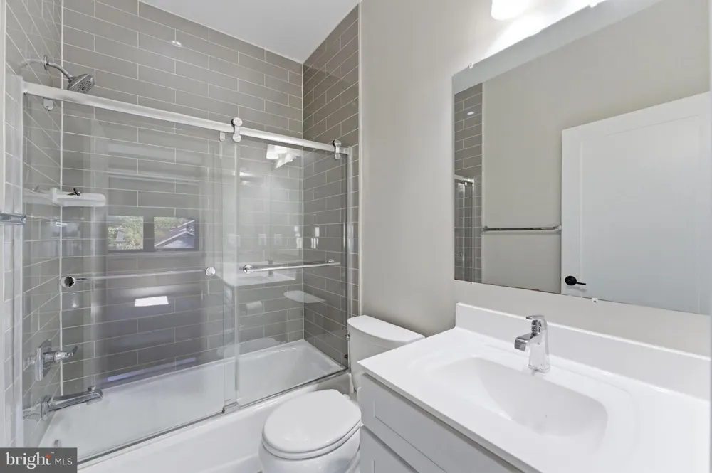 611 MISSISSIPPI AVENUE Silver Spring, MD 20910