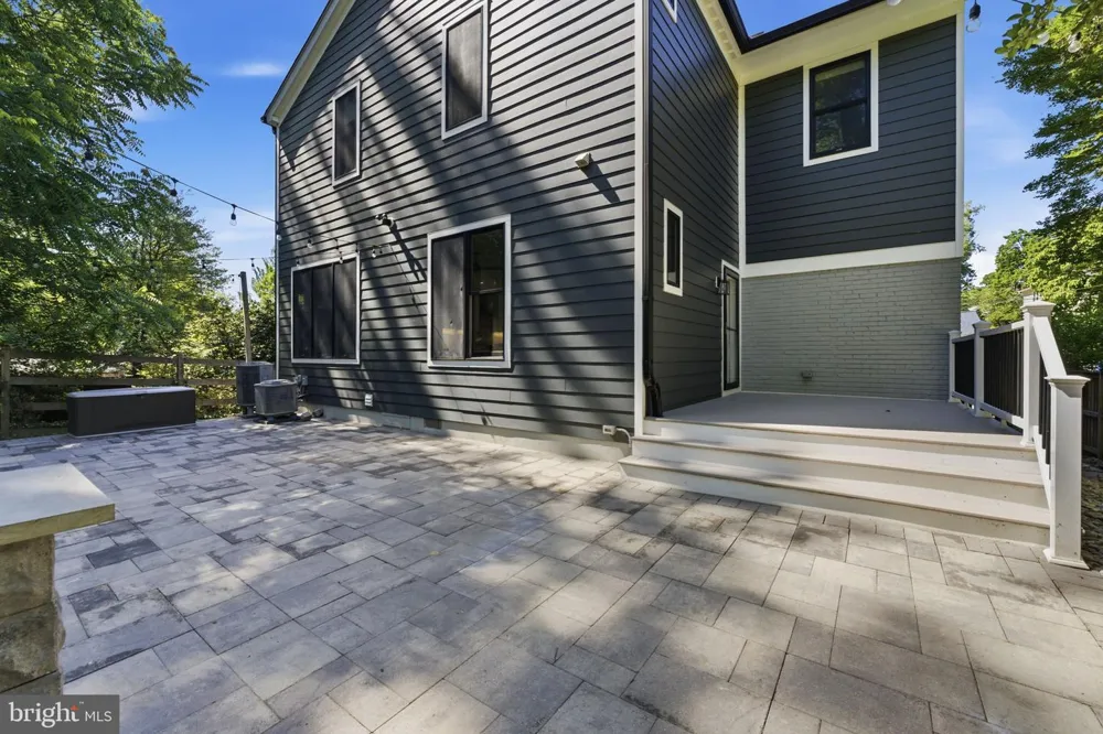 611 MISSISSIPPI AVENUE Silver Spring, MD 20910