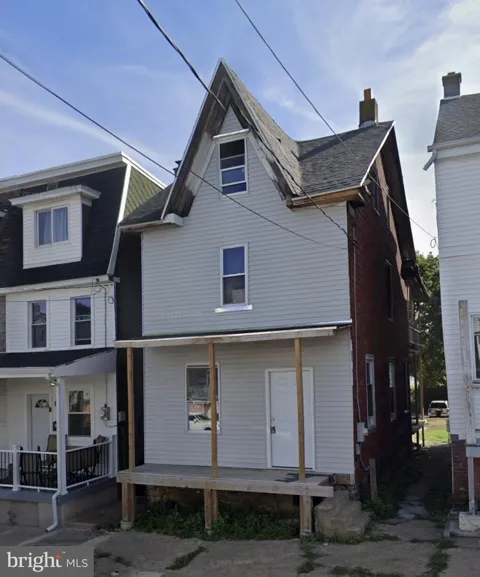 21 S LOCUST STREET