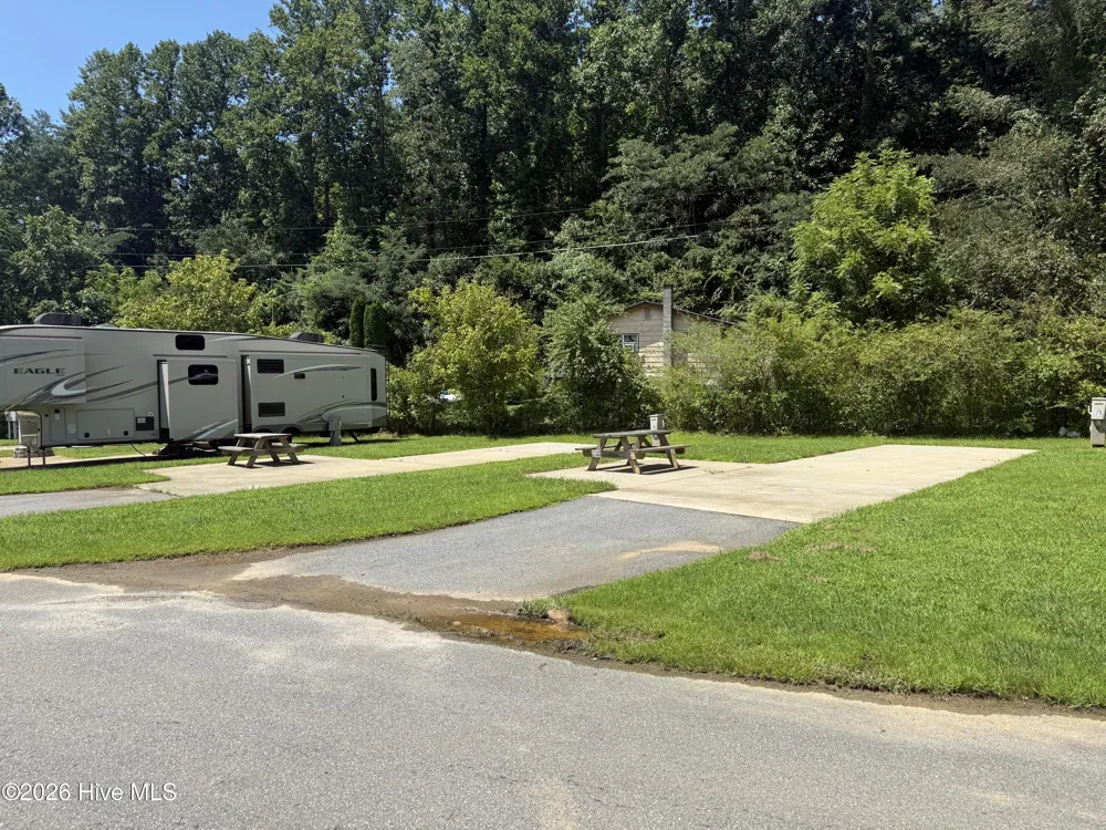 65 Old Tomotla Road Marble, NC 28905