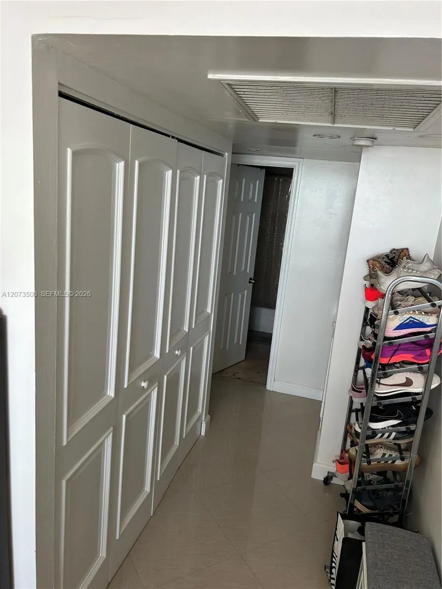 6450 Collins Ave #707 Miami Beach, FL 33141