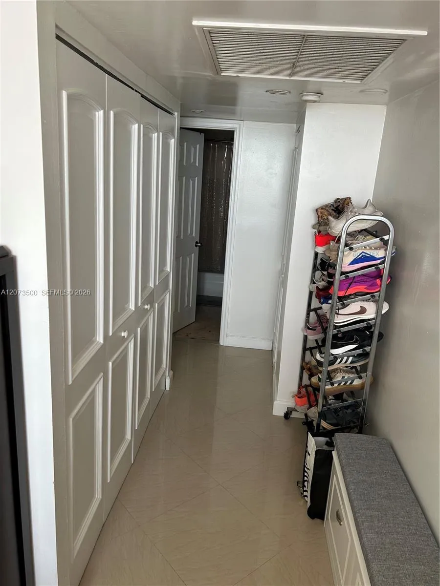 6450 Collins Ave #707 Miami Beach, FL 33141