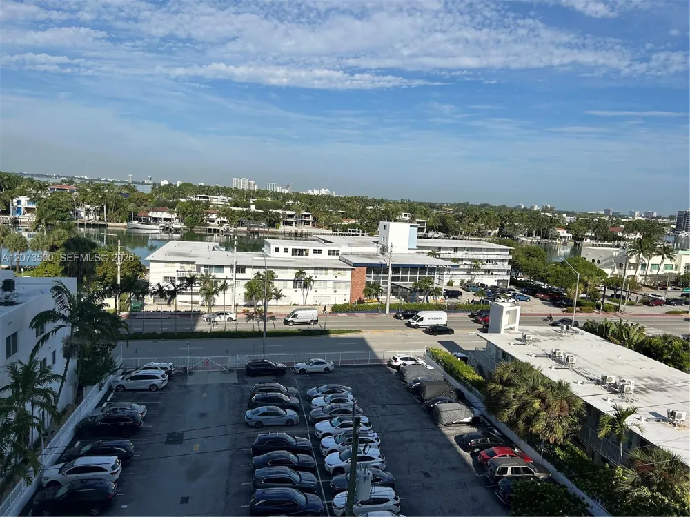 6450 Collins Ave #707 Miami Beach, FL 33141