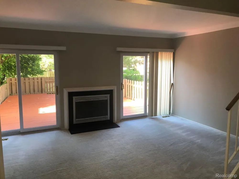 1775 BRENTWOOD DRIVE Troy City, MI 48098